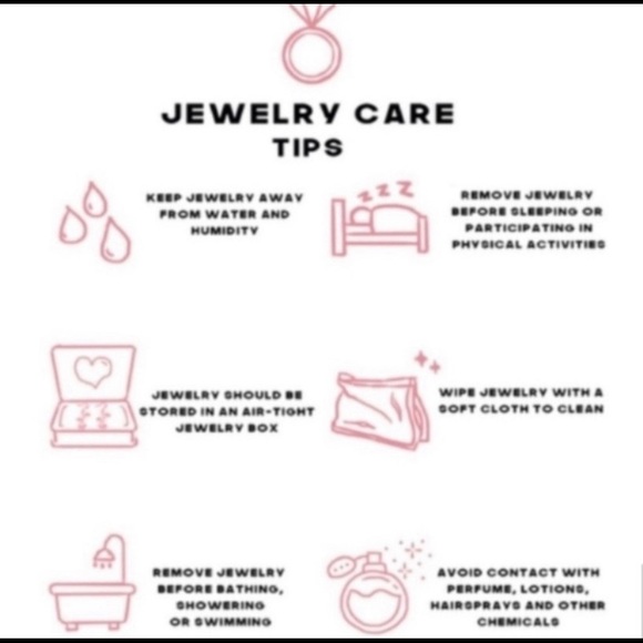 Beautiful Gold Korean C-shaped Earrings - Picture 6 of 6